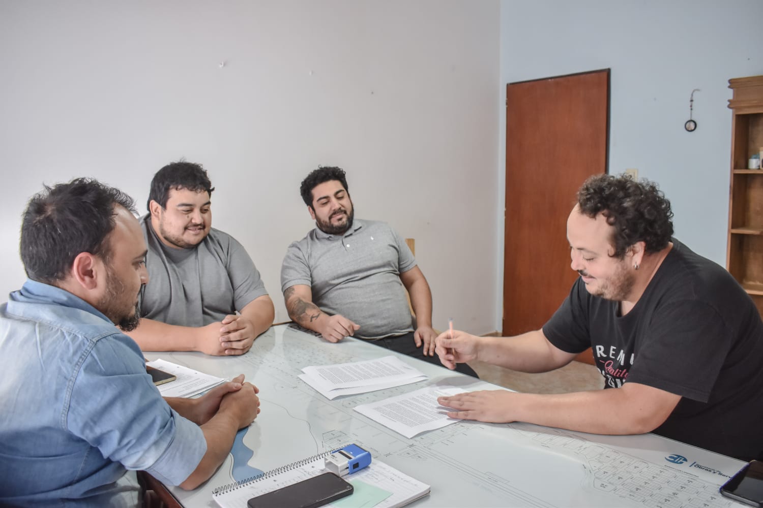 FIRMA CONVENIO CON ESPACIO CULTURAL «EN ESCENA»