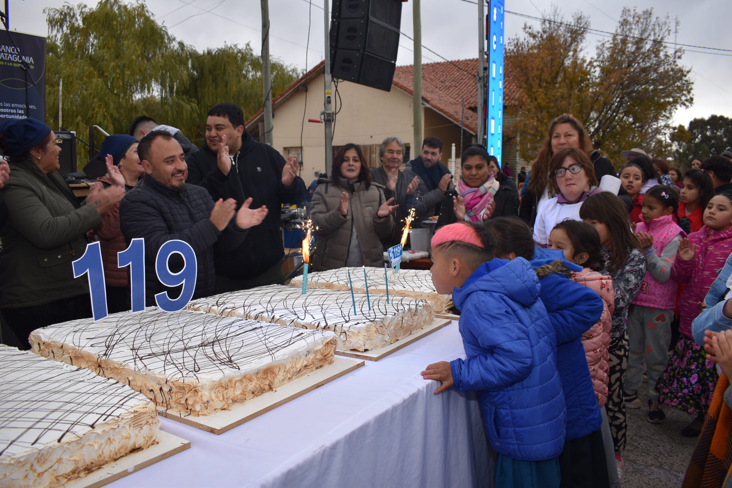 CHIMPAY Y UN CUMPLEAÑOS CON LA COMUNIDAD