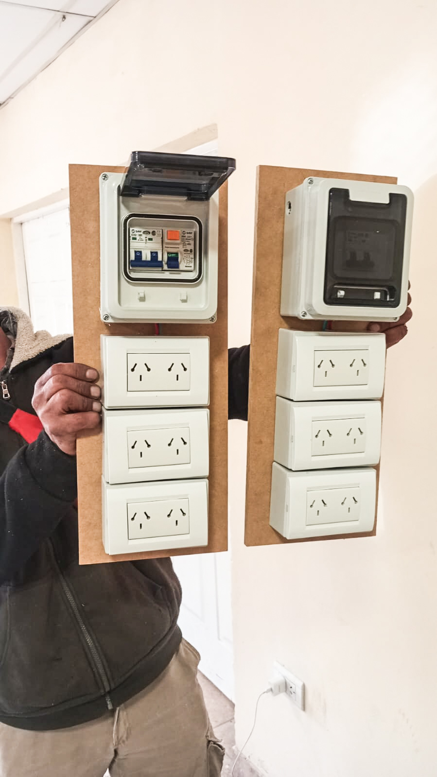 NUEVOS TABLEROS ELÉCTRICOS